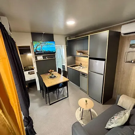 Camping Tj Escape - Mobile