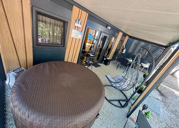 Kamp Tj Escape - Mobile