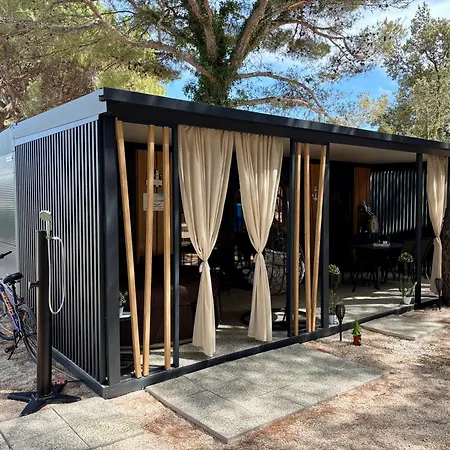 Tj Escape - Mobile * Пакоштане