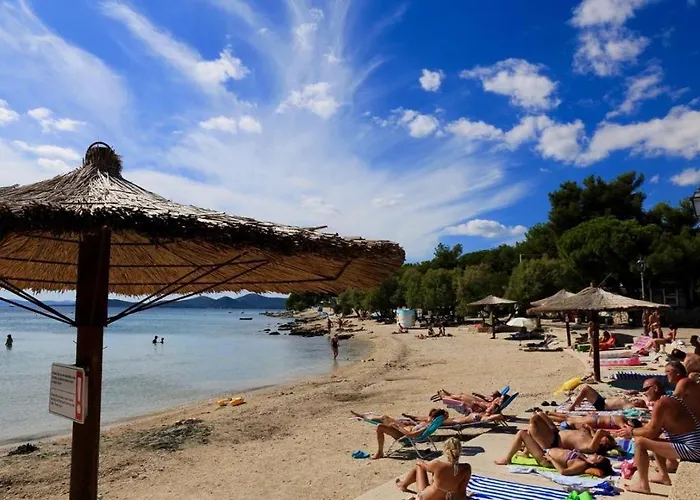 Tj Escape - Mobile Κάμπινγκ